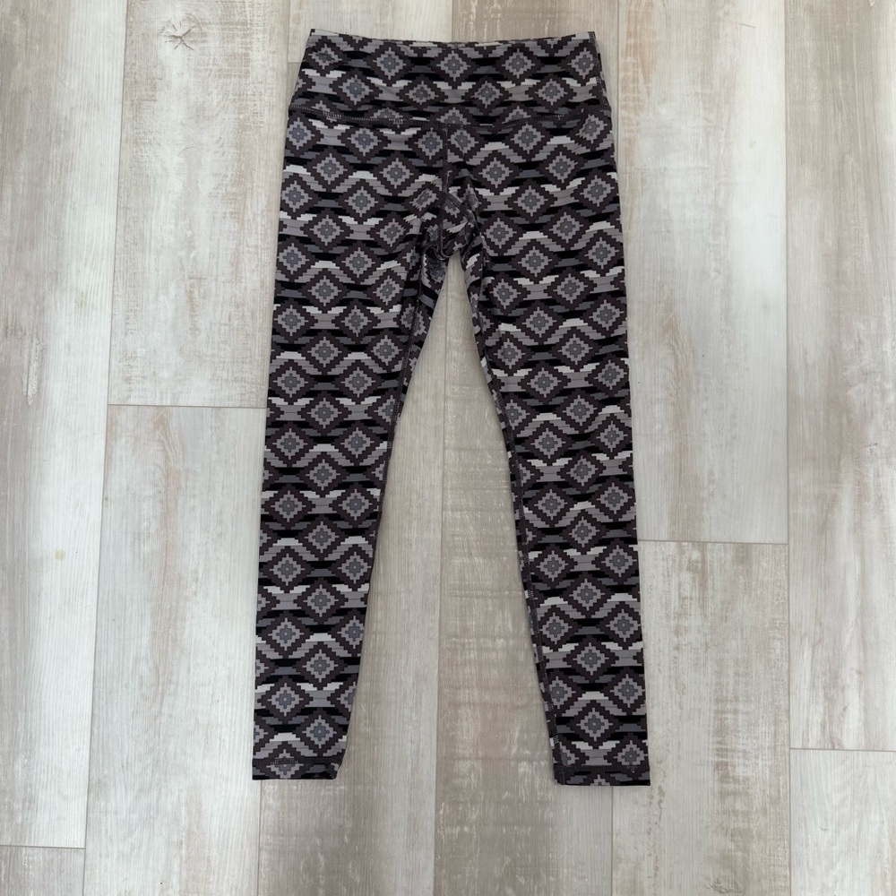 Scorpio Sol Patterned Leggings